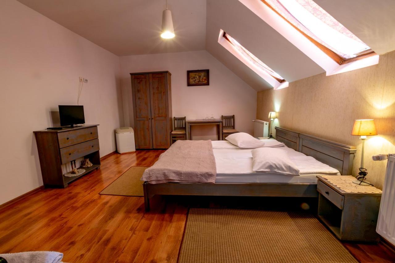 מלון סיגישוארה Casa Adalmo מראה חיצוני תמונה