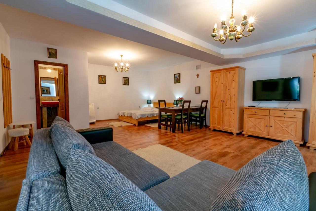 מלון סיגישוארה Casa Adalmo מראה חיצוני תמונה