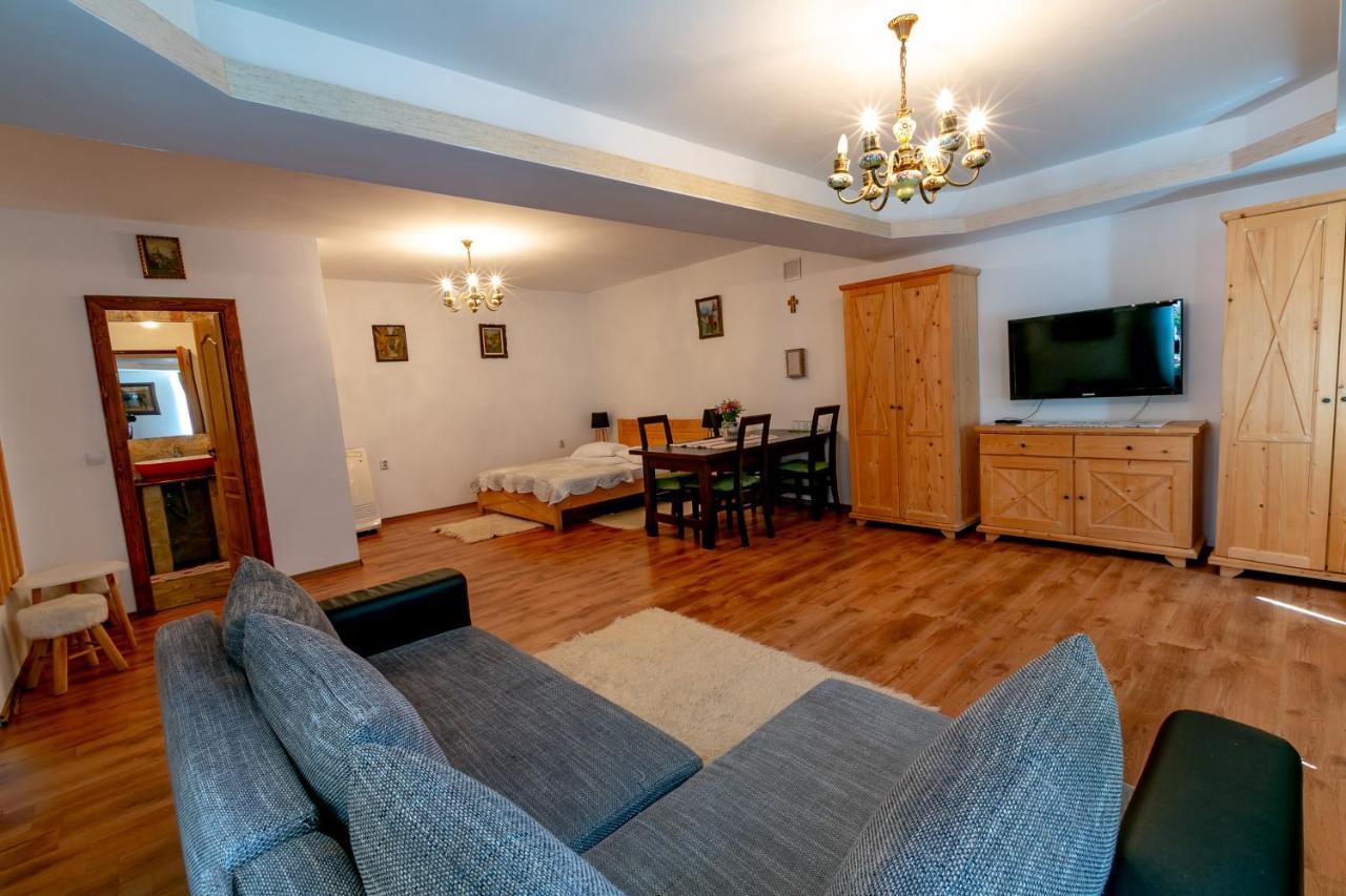 מלון סיגישוארה Casa Adalmo מראה חיצוני תמונה