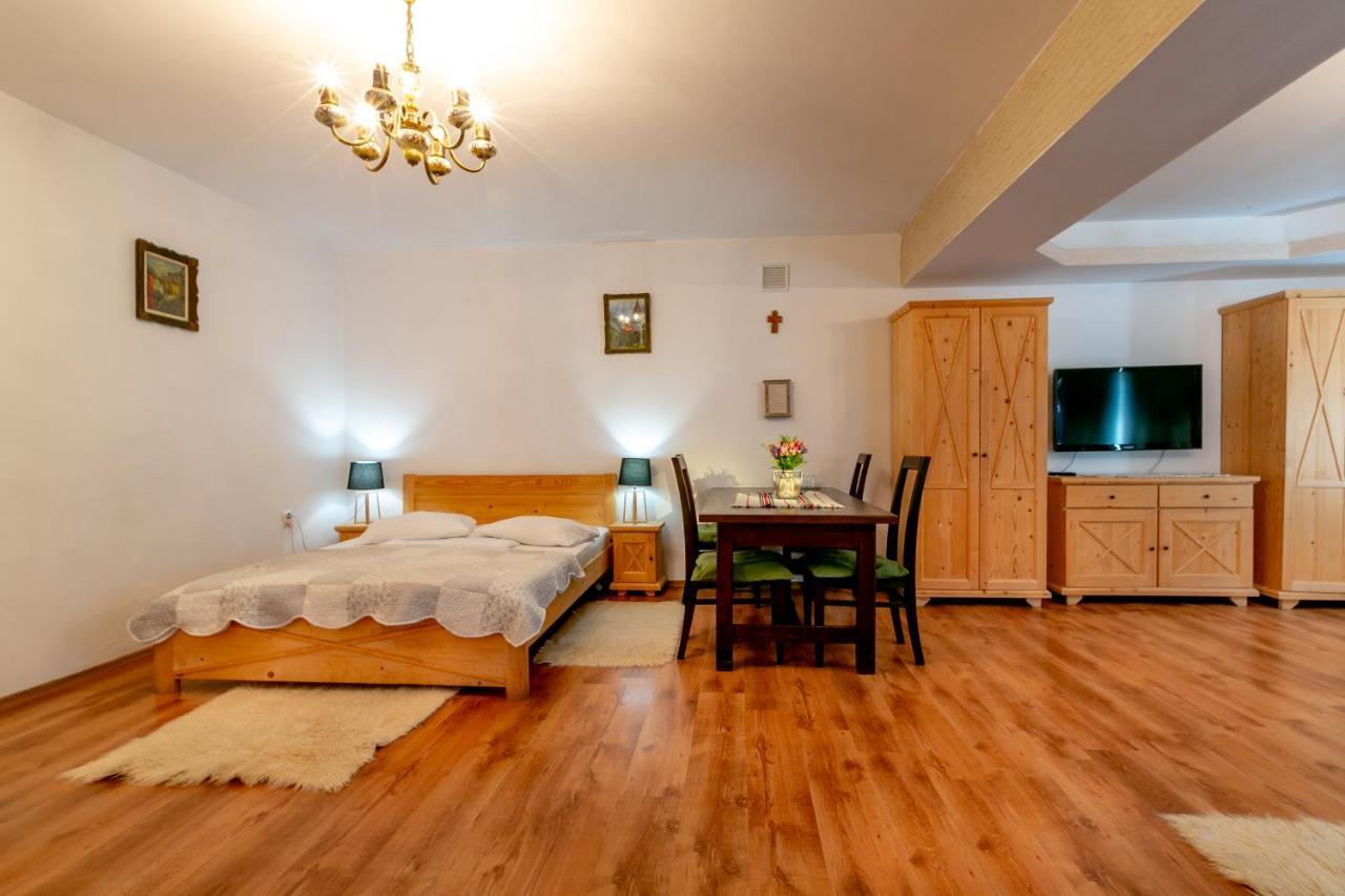 מלון סיגישוארה Casa Adalmo מראה חיצוני תמונה